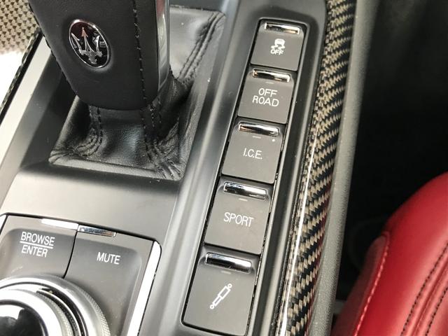 レヴァンテ グランスポーツ ネリッシモPKG 赤革シート サンルーフ 純正ナビ 全周囲カメラ フルセグ 純正21インチアルミ ACC パワーシート 障害物センサー シートヒーター 後席クーラー 衝突軽減ブレーキ(41枚目)