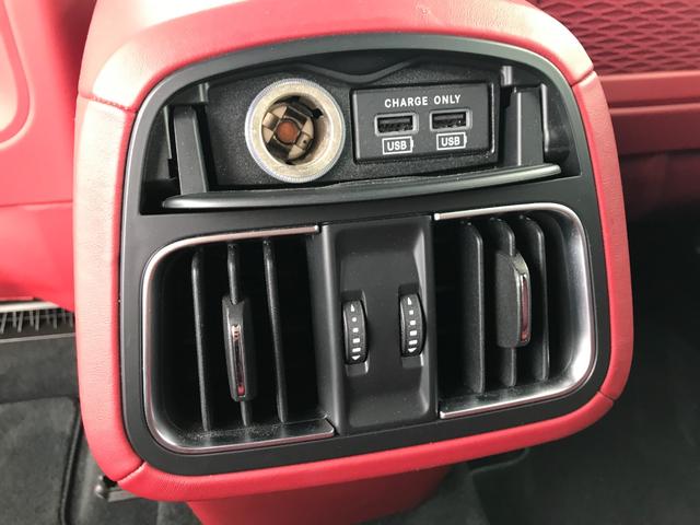 レヴァンテ グランスポーツ ネリッシモPKG 赤革シート サンルーフ 純正ナビ 全周囲カメラ フルセグ 純正21インチアルミ ACC パワーシート 障害物センサー シートヒーター 後席クーラー 衝突軽減ブレーキ(53枚目)