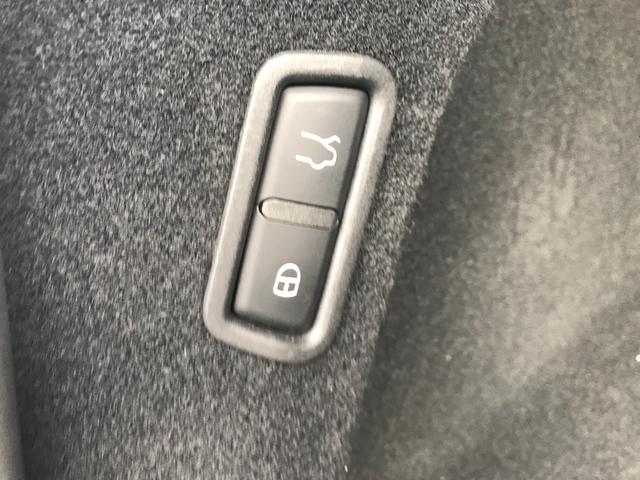 レヴァンテ グランスポーツ ネリッシモPKG 赤革シート サンルーフ 純正ナビ 全周囲カメラ フルセグ 純正21インチアルミ ACC パワーシート 障害物センサー シートヒーター 後席クーラー 衝突軽減ブレーキ(62枚目)