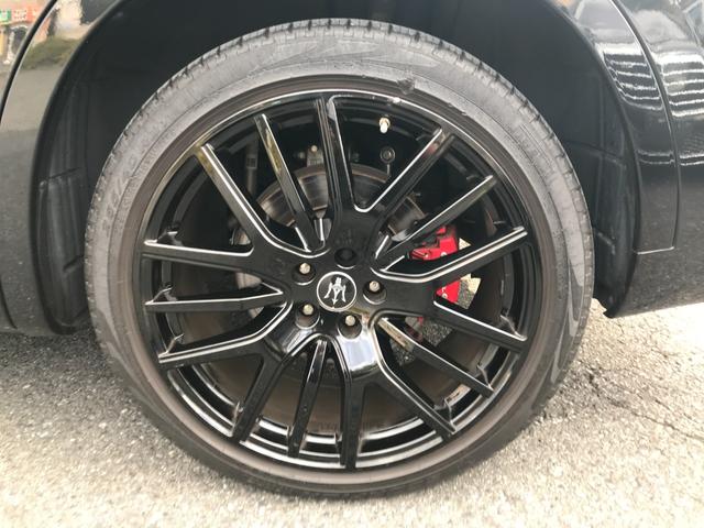 レヴァンテ グランスポーツ ネリッシモPKG 赤革シート サンルーフ 純正ナビ 全周囲カメラ フルセグ 純正21インチアルミ ACC パワーシート 障害物センサー シートヒーター 後席クーラー 衝突軽減ブレーキ(71枚目)