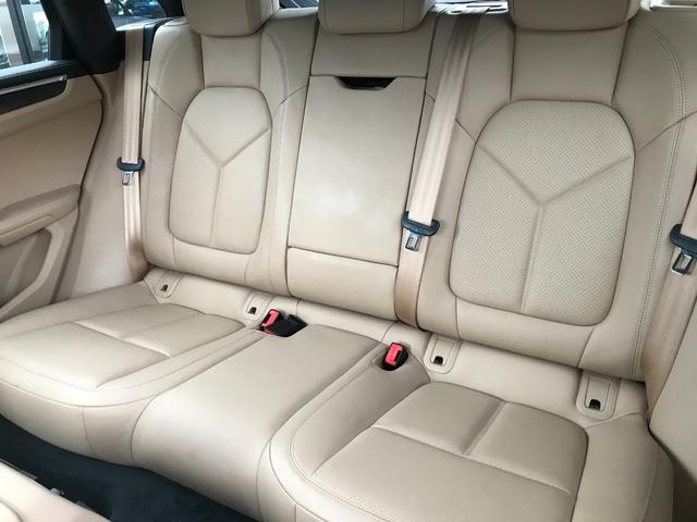 マカン マカンＧＴＳ　マカンＧＴＳ（５名）　ワンオーナー　禁煙　ＯＰ３１０　スポーツクロノ　パノラマルーフ　エクステンデットレザーＰＫＧ　シートベンチレーション　シートヒーター　Ｂｕｒｍｅｓｔｅｒサウンド　ＬＥＤライト（19枚目）