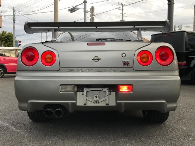 スカイライン ＧＴ－Ｒ　室内保管　ＲＢ２６ＤＥＴＴ　２８０馬力　６ＭＴ　純正フロントスポイラー　純正マフラー　純正リスポイラー　純正ブレンボキャリパー　ＮＩＳＭＯホイール　社外ナビ　フルセグ　ＢＴオーディオ　Ｂカメラ（17枚目）