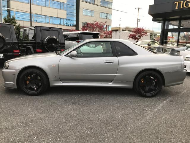 スカイライン ＧＴ－Ｒ　室内保管　ＲＢ２６ＤＥＴＴ　２８０馬力　６ＭＴ　純正フロントスポイラー　純正マフラー　純正リスポイラー　純正ブレンボキャリパー　ＮＩＳＭＯホイール　社外ナビ　フルセグ　ＢＴオーディオ　Ｂカメラ（19枚目）