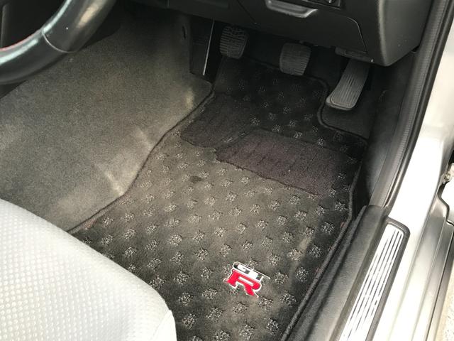 スカイライン ＧＴ－Ｒ　室内保管　ＲＢ２６ＤＥＴＴ　２８０馬力　６ＭＴ　純正フロントスポイラー　純正マフラー　純正リスポイラー　純正ブレンボキャリパー　ＮＩＳＭＯホイール　社外ナビ　フルセグ　ＢＴオーディオ　Ｂカメラ（28枚目）