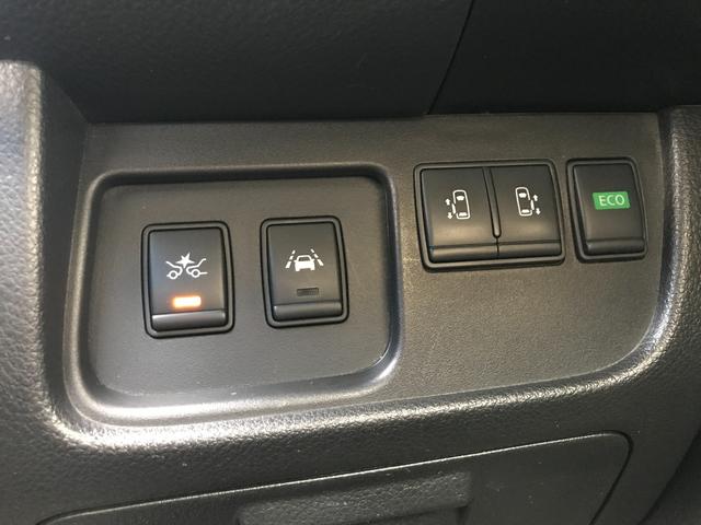 セレナ ハイウェイスター　Ｖセレ＋セーフティ　ＳＨＶ　Ａセフ　両側パワースライドドア　社外ナビ　フルセグ　バックカメラ　後席フリップダウンモニター　エマージェンシーブレーキ　レーンキープアシスト　クルーズコントロール（10枚目）