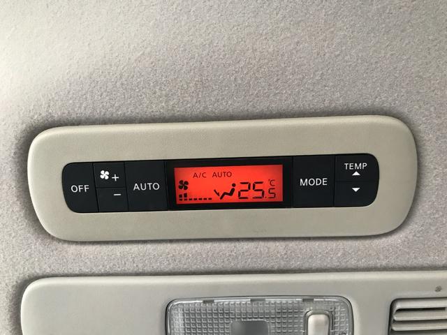 セレナ ハイウェイスター　Ｖセレ＋セーフティ　ＳＨＶ　Ａセフ　両側パワースライドドア　社外ナビ　フルセグ　バックカメラ　後席フリップダウンモニター　エマージェンシーブレーキ　レーンキープアシスト　クルーズコントロール（12枚目）