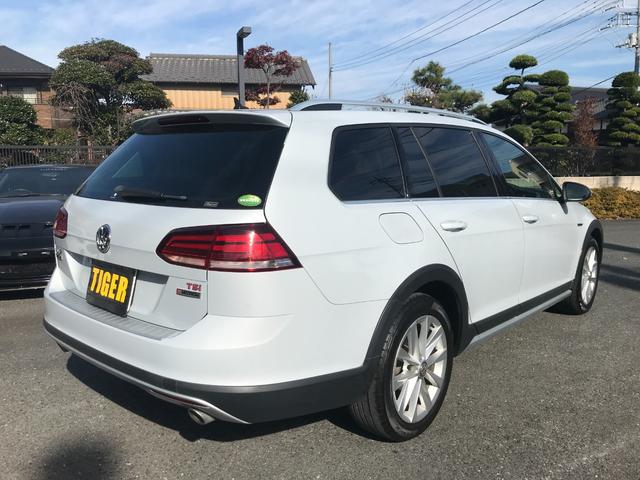 ゴルフオールトラック ＴＳＩ　４モーション　ＴＳＩ　４モーション（５名）　テクノロジー＆ＤｉｓｃｏｖｅｒＰｒｏパッケージ　９インチディスプレイナビ　フルセグ　バックカメラ　ジェスチャーコントロール　シートステアリングヒーター　ＬＥＤヘッドライト（2枚目）