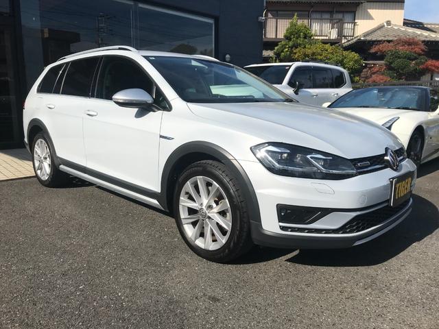 ゴルフオールトラック ＴＳＩ　４モーション　ＴＳＩ　４モーション（５名）　テクノロジー＆ＤｉｓｃｏｖｅｒＰｒｏパッケージ　９インチディスプレイナビ　フルセグ　バックカメラ　ジェスチャーコントロール　シートステアリングヒーター　ＬＥＤヘッドライト（11枚目）