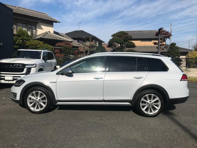 ゴルフオールトラック ＴＳＩ　４モーション　ＴＳＩ　４モーション（５名）　テクノロジー＆ＤｉｓｃｏｖｅｒＰｒｏパッケージ　９インチディスプレイナビ　フルセグ　バックカメラ　ジェスチャーコントロール　シートステアリングヒーター　ＬＥＤヘッドライト（15枚目）