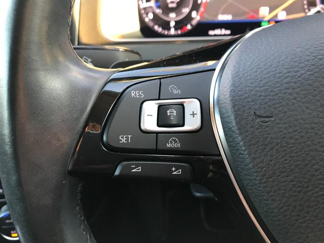 ゴルフオールトラック ＴＳＩ　４モーション　ＴＳＩ　４モーション（５名）　テクノロジー＆ＤｉｓｃｏｖｅｒＰｒｏパッケージ　９インチディスプレイナビ　フルセグ　バックカメラ　ジェスチャーコントロール　シートステアリングヒーター　ＬＥＤヘッドライト（17枚目）
