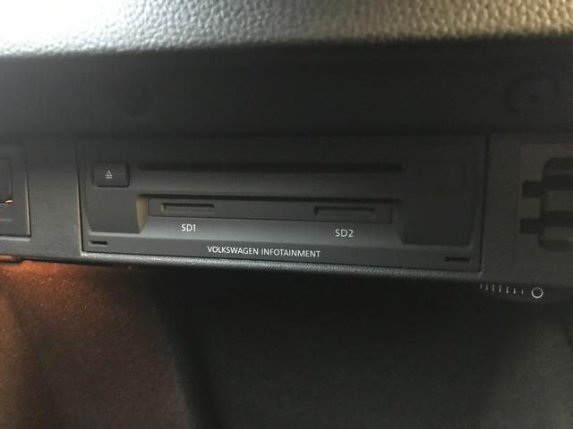 ゴルフオールトラック ＴＳＩ　４モーション　ＴＳＩ　４モーション（５名）　テクノロジー＆ＤｉｓｃｏｖｅｒＰｒｏパッケージ　９インチディスプレイナビ　フルセグ　バックカメラ　ジェスチャーコントロール　シートステアリングヒーター　ＬＥＤヘッドライト（47枚目）