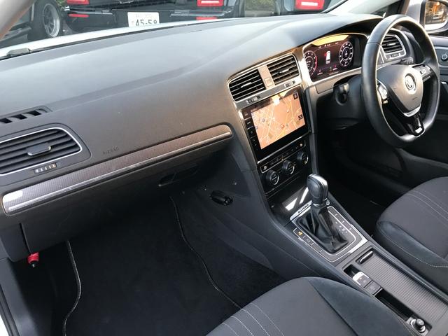 ゴルフオールトラック ＴＳＩ　４モーション　ＴＳＩ　４モーション（５名）　テクノロジー＆ＤｉｓｃｏｖｅｒＰｒｏパッケージ　９インチディスプレイナビ　フルセグ　バックカメラ　ジェスチャーコントロール　シートステアリングヒーター　ＬＥＤヘッドライト（53枚目）