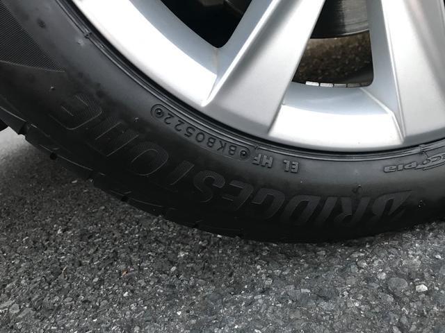 ゴルフオールトラック ＴＳＩ　４モーション　ＴＳＩ　４モーション（５名）　テクノロジー＆ＤｉｓｃｏｖｅｒＰｒｏパッケージ　９インチディスプレイナビ　フルセグ　バックカメラ　ジェスチャーコントロール　シートステアリングヒーター　ＬＥＤヘッドライト（60枚目）