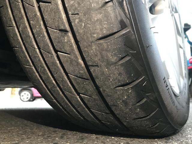 ゴルフオールトラック ＴＳＩ　４モーション　ＴＳＩ　４モーション（５名）　テクノロジー＆ＤｉｓｃｏｖｅｒＰｒｏパッケージ　９インチディスプレイナビ　フルセグ　バックカメラ　ジェスチャーコントロール　シートステアリングヒーター　ＬＥＤヘッドライト（62枚目）