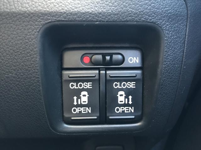 Ｎ－ＢＯＸ＋カスタム Ｇ・ターボＬパッケージ　両側パワスラ　純正ナビ　フルセグＴＶ　ハーフレザーシート　スマートキー　社外１４インチアルミホイール（4枚目）