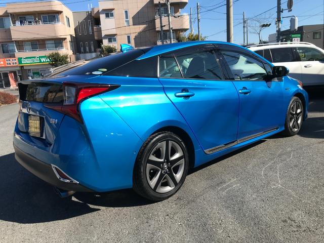 プリウス Ａ　純正９インチナビ　フルセグＴＶ　バックカメラ　トヨタセーフティセンス　純正ドラレコ　ブラインドスポットモニター　ヘッドアップディスプレイ　パーキングサポートブレーキ　ＬＥＤヘッドライト　スマートキー（2枚目）