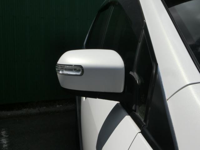 ＭＰＶ ２３Ｓ　後期　両側電動スライドドア　純正ナビ　テレビ　ＤＶＤ　バックカメラ　ＨＩＤ　キーレス　純正ＡＷ　プライバシーガラス　ドアバイザー　キャプテンシート（34枚目）