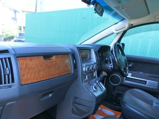 デリカD:5 シャモニー 両側電動スライドドア 純正ナビ 地デジチューナー バックカメラ フロントカメラ サイドカメラ フリップダウンモニター ドラレコ キャプテンシート シートヒーター トーヨーオープンカントリータイヤ(21枚目)