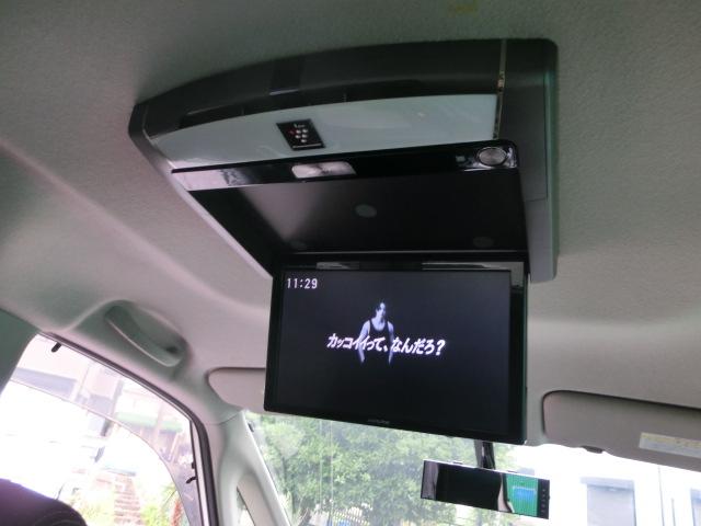 セレナ ライダー　ブラックライン　Ｓ－ハイブリッド　両側電動スライドドア　純正ナビ　テレビ　ＤＶＤ　Ｂｌｕｅｔｏｏｔｈオーディオ　バックカメラ　フリップダウンモニター　ＥＴＣ　ＨＩＤ　純正ＡＷ　スマートキー（10枚目）