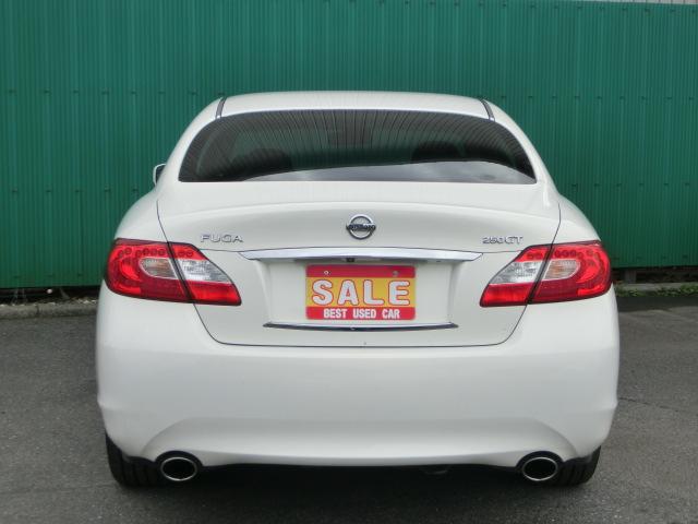 フーガ ２５０ＧＴ　Ａパッケージ　純正マルチ　テレビ　ＤＶＤ　Ｂｌｕｅｔｏｏｔｈオーディオ　バックカメラ　サイドカメラ　クルーズコントロール　ハーフレザーシート　パワーシート　純正ＡＷ（16枚目）