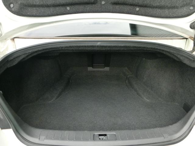 フーガ ２５０ＧＴ　Ａパッケージ　純正マルチ　テレビ　ＤＶＤ　Ｂｌｕｅｔｏｏｔｈオーディオ　バックカメラ　サイドカメラ　クルーズコントロール　ハーフレザーシート　パワーシート　純正ＡＷ（18枚目）