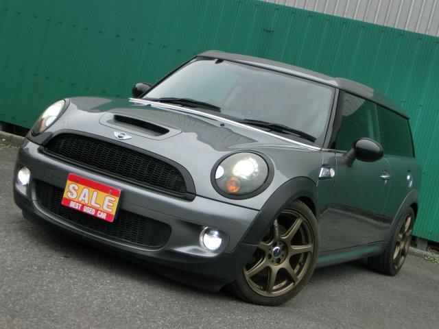 ＭＩＮＩ クーパーＳ　クラブマン　６速ＭＴ　純正オーディオ　ＥＴＣ　ＨＩＤ　キーレス　ＷＯＲＫ１７インチＡＷ　ＩＳＯＦＩＸ対応シート　プライバシーガラス（7枚目）