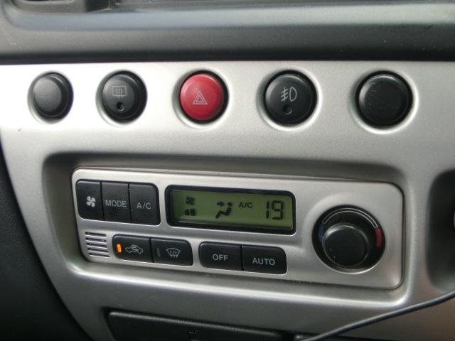 ＭＲワゴン スポーツ　キーレス　社外オーディオ　ドライブレコーダー　ＥＴＣ　ＨＩＤ　電動格納ミラー　純正ＡＷ　フロアマット　プライバシーガラス　ドアバイザー（11枚目）