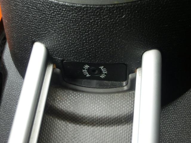 MINI クーパーS クロスオーバー ルーフブラック CD AUXポート キーレス プッシュスタート 純正AW プライバシーガラス HID ISOFIX対応シート(8枚目)