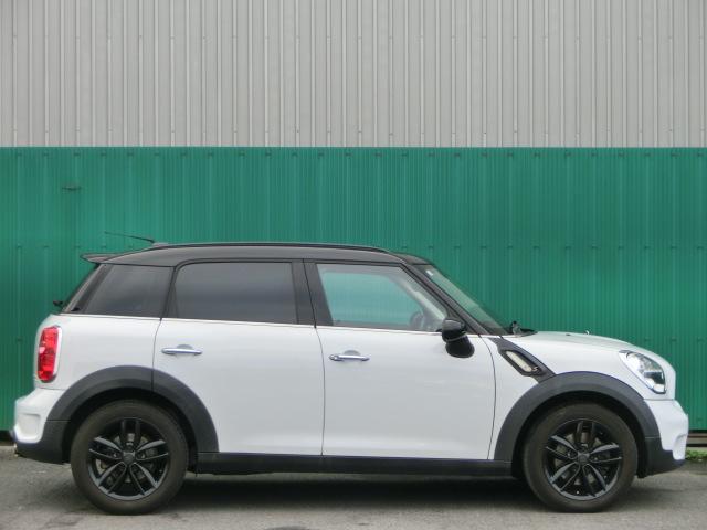 MINI クーパーS クロスオーバー ルーフブラック CD AUXポート キーレス プッシュスタート 純正AW プライバシーガラス HID ISOFIX対応シート(11枚目)
