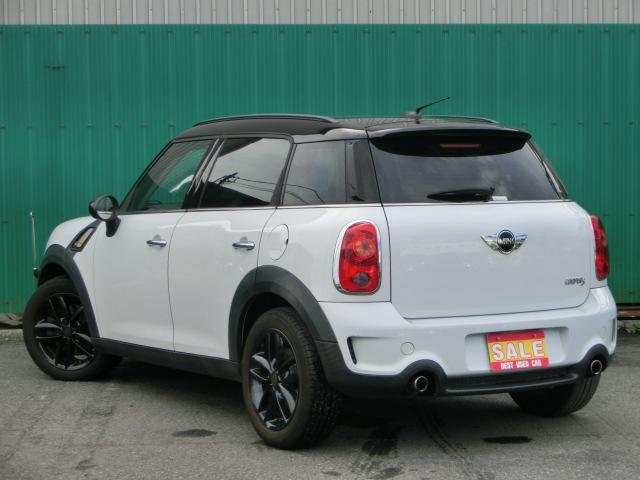 MINI クーパーS クロスオーバー ルーフブラック CD AUXポート キーレス プッシュスタート 純正AW プライバシーガラス HID ISOFIX対応シート(13枚目)