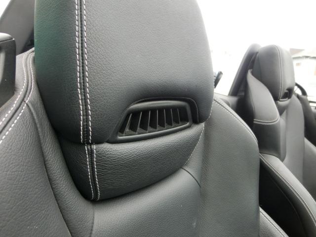 ＳＬＫ ＳＬＫ２００ブルーエフィシェンシ１ｓｔアニバーサリー　電動バリオルーフ動作チェック済み　純正ナビ　Ｂｌｕｅｔｏｏｔｈオーディオ　黒革シート　シートヒーター　純正ＡＷ（11枚目）