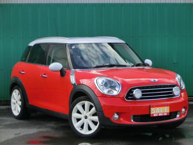 ＭＩＮＩ クーパー　クロスオーバー　レザーシート　カロッツェリアサイバーナビ　テレビ　ＤＶＤ　Ｂｌｕｅｔｏｏｔｈオーディオ　バックカメラ　ＨＩＤ　プッシュスタート　ルーフホワイト　純正ＡＷ（6枚目）