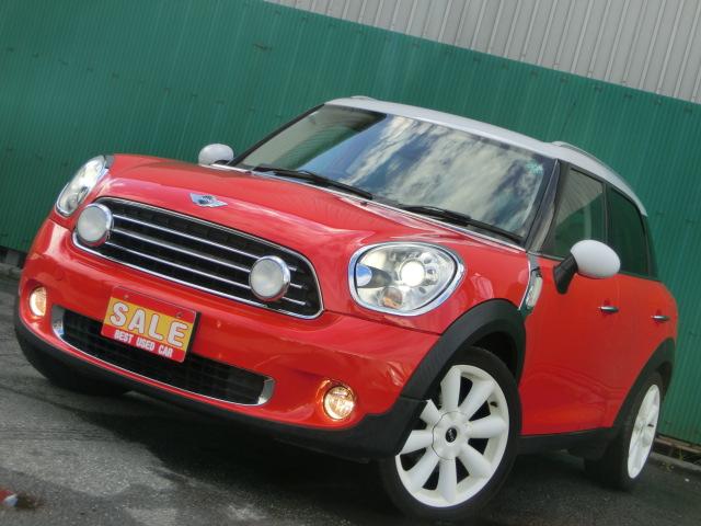 ＭＩＮＩ クーパー　クロスオーバー　レザーシート　カロッツェリアサイバーナビ　テレビ　ＤＶＤ　Ｂｌｕｅｔｏｏｔｈオーディオ　バックカメラ　ＨＩＤ　プッシュスタート　ルーフホワイト　純正ＡＷ（7枚目）