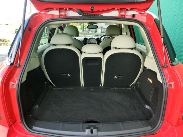 ＭＩＮＩ クーパー　クロスオーバー　レザーシート　カロッツェリアサイバーナビ　テレビ　ＤＶＤ　Ｂｌｕｅｔｏｏｔｈオーディオ　バックカメラ　ＨＩＤ　プッシュスタート　ルーフホワイト　純正ＡＷ（18枚目）