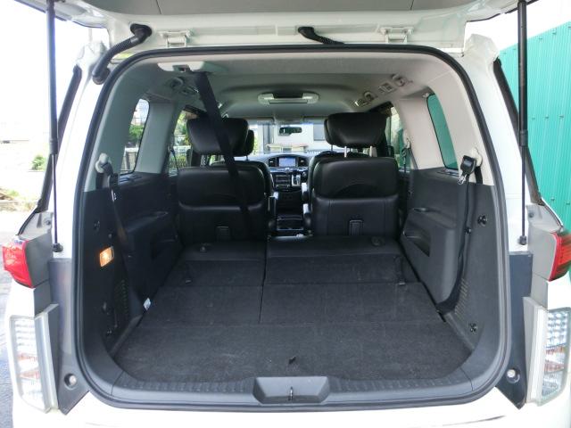 エルグランド 250ハイウェイスター 両側電動スライドドア 純正ナビ テレビ DVD Bluetoothオーディオ バックカメラ アラウンドビューモニター フリップダウンモニター キャプテンシート オットマン 後期型純正AW(19枚目)