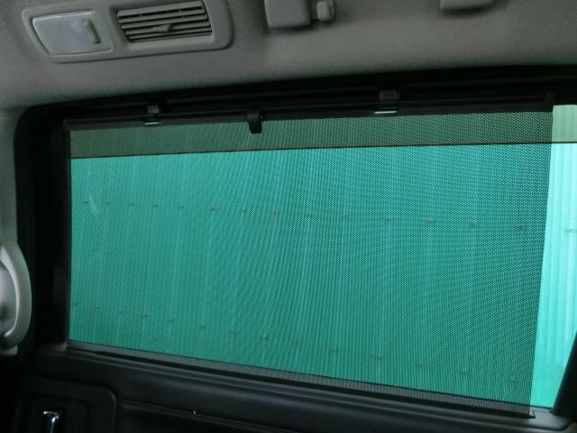 エルグランド 250ハイウェイスター 両側電動スライドドア 純正ナビ テレビ DVD Bluetoothオーディオ バックカメラ アラウンドビューモニター フリップダウンモニター キャプテンシート オットマン 後期型純正AW(30枚目)