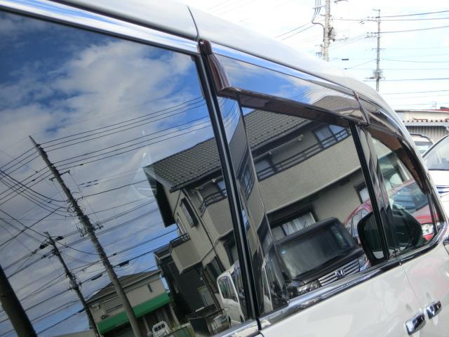 エルグランド 250ハイウェイスター 両側電動スライドドア 純正ナビ テレビ DVD Bluetoothオーディオ バックカメラ アラウンドビューモニター フリップダウンモニター キャプテンシート オットマン 後期型純正AW(33枚目)