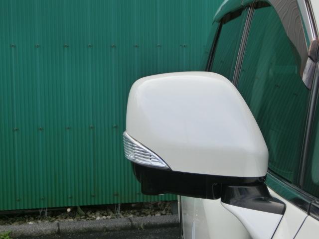 エルグランド 250ハイウェイスター 両側電動スライドドア 純正ナビ テレビ DVD Bluetoothオーディオ バックカメラ アラウンドビューモニター フリップダウンモニター キャプテンシート オットマン 後期型純正AW(36枚目)