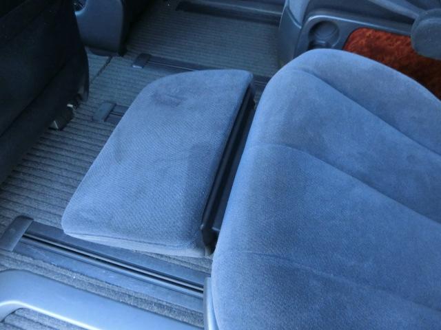 エスティマ 2.4アエラス Gエディション 中期 両側電動スライドドア スマーキー HID キャプテンシート オットマン 対策済みエンジン プライバシーガラス ドアバイザー(26枚目)