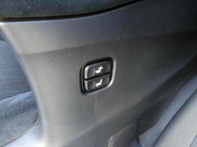 ヴェルファイア ３．５Ｚ　Ｇエディション　両側電動スライドドア　パワーバックドア　テレビ　Ｂｌｕｅｔｏｏｔｈオーディオ　バックカメラ　フリップダウンモニター　ＴＥＩＮフルタップ車高調　社外ＡＷ　エグゼクティブシート　オットマン（35枚目）