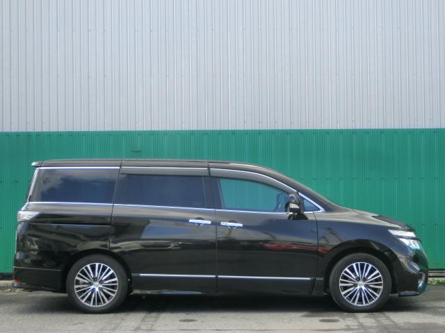 エルグランド 250ハイウェイスター 中期 両側電動スライドドア 純正ナビ テレビ DVD Bluetoothオーディオ バックカメラ フリップダウンモニター キャプテンシート オットマン クルーズコントロール(13枚目)