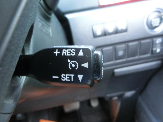 アルファード ３５０Ｓ　Ｃパッケージ　４ＷＤ　純正ＨＤＤナビ　ＴＶ　Ｂｌｕｅｔｏｏｔｈオーディオ　バックカメラ　サイドカメラ　両側パワスラ　ＥＴＣ　パワーシート　パワーゲート　エグゼクティブシート　オットマン（24枚目）