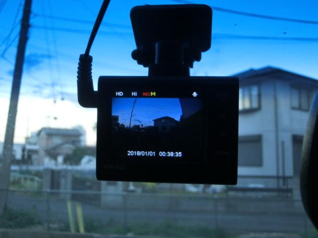 フリード Ｇ　ジャストセレクション　両側スライド片側電動スライドドア　純正ナビ　テレビ　ＤＶＤ　Ｂｌｕｅｔｏｏｔｈオーディオ　バックカメラ　スマートキー　プライバシーガラス（12枚目）