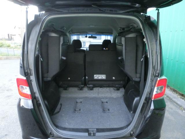 フリード Ｇ　ジャストセレクション　両側スライド片側電動スライドドア　純正ナビ　テレビ　ＤＶＤ　Ｂｌｕｅｔｏｏｔｈオーディオ　バックカメラ　スマートキー　プライバシーガラス（19枚目）