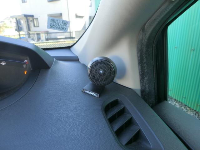 フリード Ｇ　エアロ　アルパインナビ　テレビ　ＤＶＤ　フリップダウンモニター　キーレス　ＨＩＤ　両側スライド片側電動スライドドア　オートライト　純正ＡＷ（10枚目）