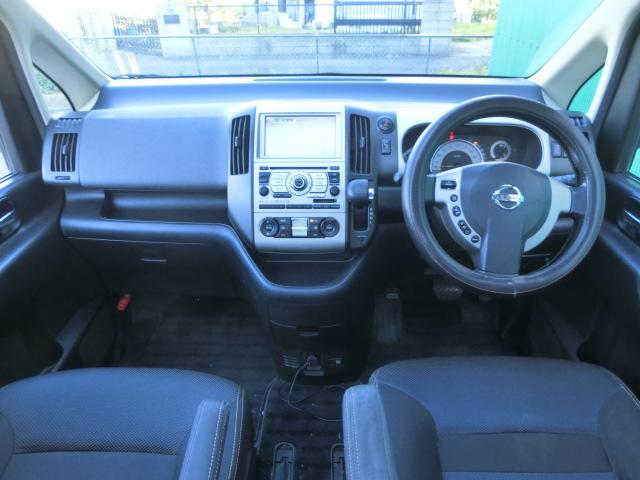 セレナ ハイウェイスター　ダブルサンルーフ　純正ＨＤＤナビ　Ｂｌｕｅｔｏｏｔｈオーディオ　ＤＶＤ　地デジチューナー　フリップダウンモニター　両側スライド片側電動スライドドア　前後ドラレコ　スマートキー　ラジエーター新品取付（4枚目）