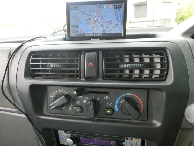 クリッパーバン DX ハイルーフ ポータブルナビ ワンセグ CD エアコン パワーウィンドウ パワステ プライバシーガラス ドアバイザー スタッドレスタイヤ 夏タイヤ積込み レベライザー(23枚目)
