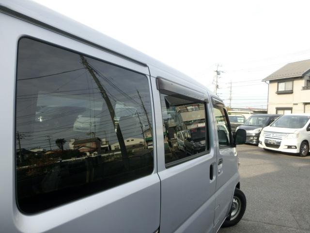 クリッパーバン DX ハイルーフ ポータブルナビ ワンセグ CD エアコン パワーウィンドウ パワステ プライバシーガラス ドアバイザー スタッドレスタイヤ 夏タイヤ積込み レベライザー(27枚目)