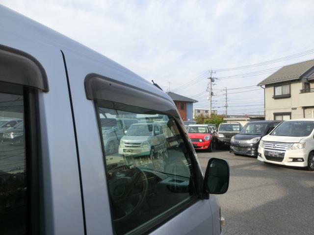 クリッパーバン DX ハイルーフ ポータブルナビ ワンセグ CD エアコン パワーウィンドウ パワステ プライバシーガラス ドアバイザー スタッドレスタイヤ 夏タイヤ積込み レベライザー(28枚目)