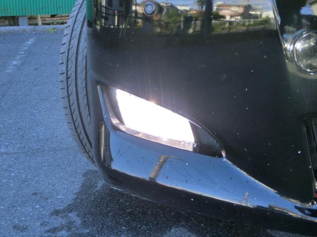 アルファード ３５０Ｇ　Ｌパッケージ　純正ＨＤＤナビ　テレビ　ＤＶＤ　バックカメラ　フリップダウンモニター　エグゼクティブシート　革シート　シートヒーター　オットマン　両側電動スライドドア　パワーバックドア　ダブルサンルーフ（42枚目）